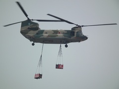 Ԋnq2011N CH-47Js