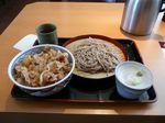 吉野家府中中河原店 豚丼そばセット